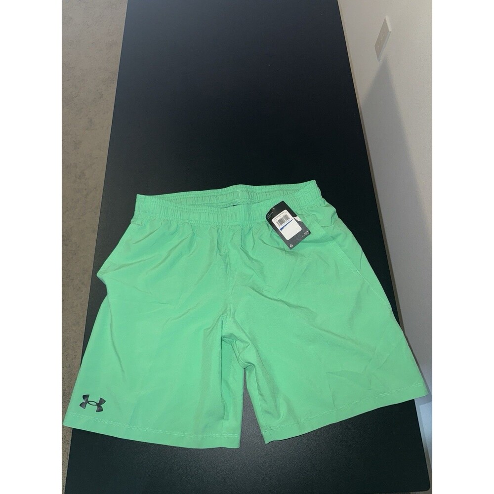 Under Armour Boys YXL Green Athletic Shorts Mesh Lined Gym Running Active Wear
